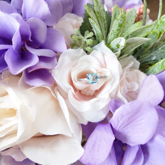 💎NEW💎 DAINTY AQUAMARINE RING - Picture 5 of 11